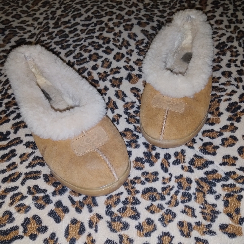 UGG Tan Suede Slippers with White Fur Lining